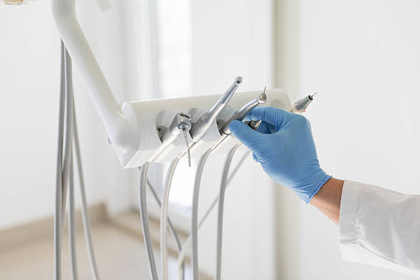 24/7 Emergency Tooth Extraction experts in North Shore, CA